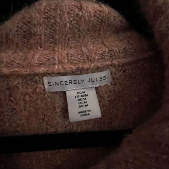 Sincerely Jules Sweater Pullover With Zipper Neck Closure. Size medium- - Picture 6 of 8